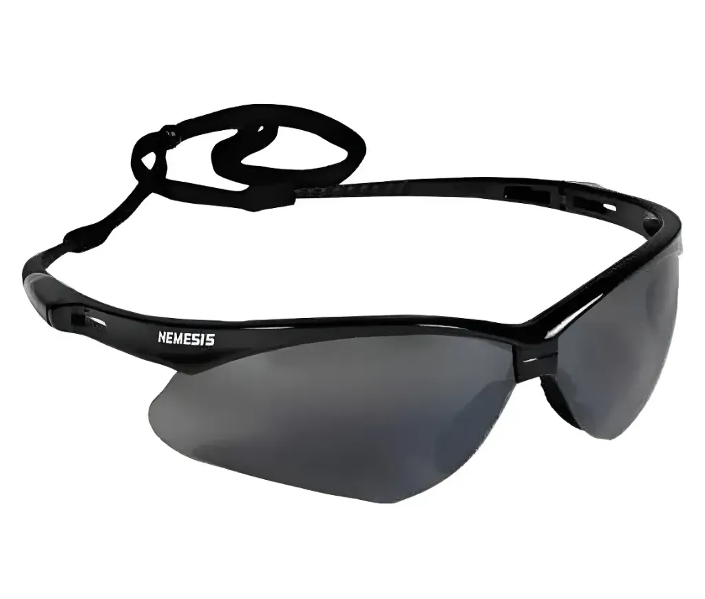 Lentes de seguridad V30 Nemesis color humo oscuro AF. Modelo 22475, marca Kleenguard.